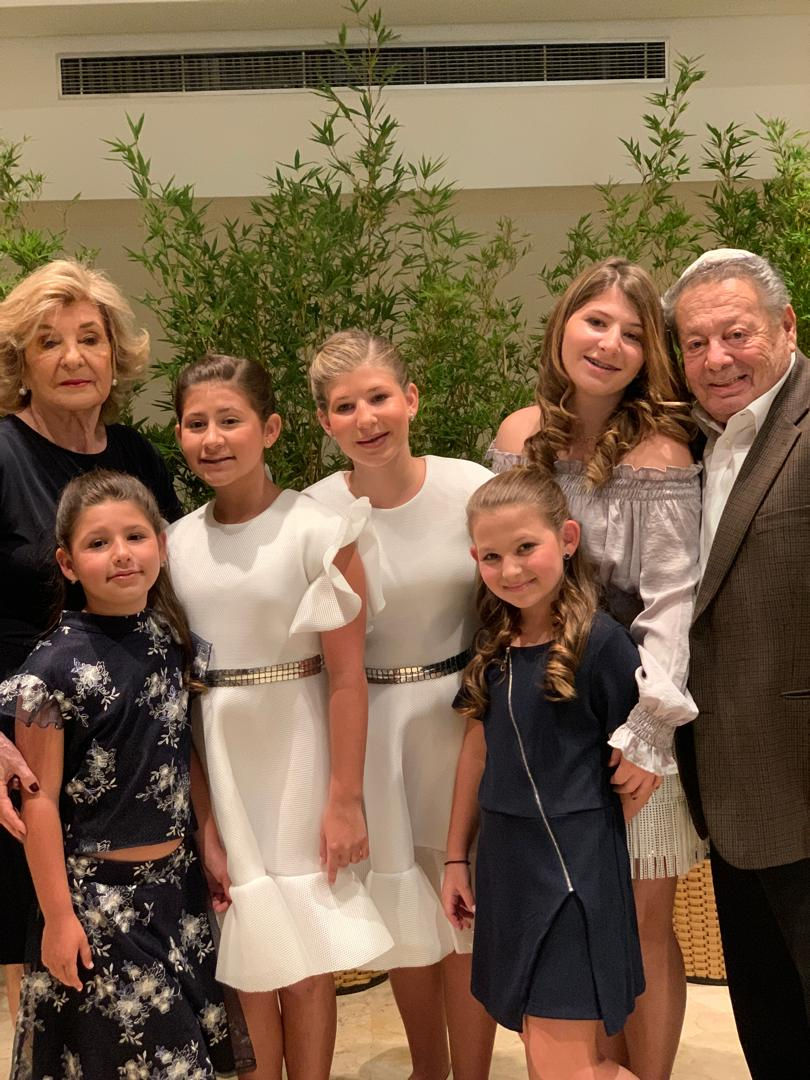 Bat Mitzva Andrea Kuperstein 10.jpg