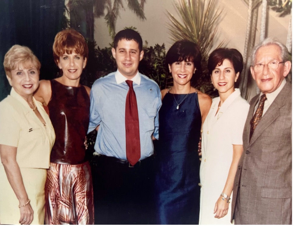 familia kuuperstein.jpg