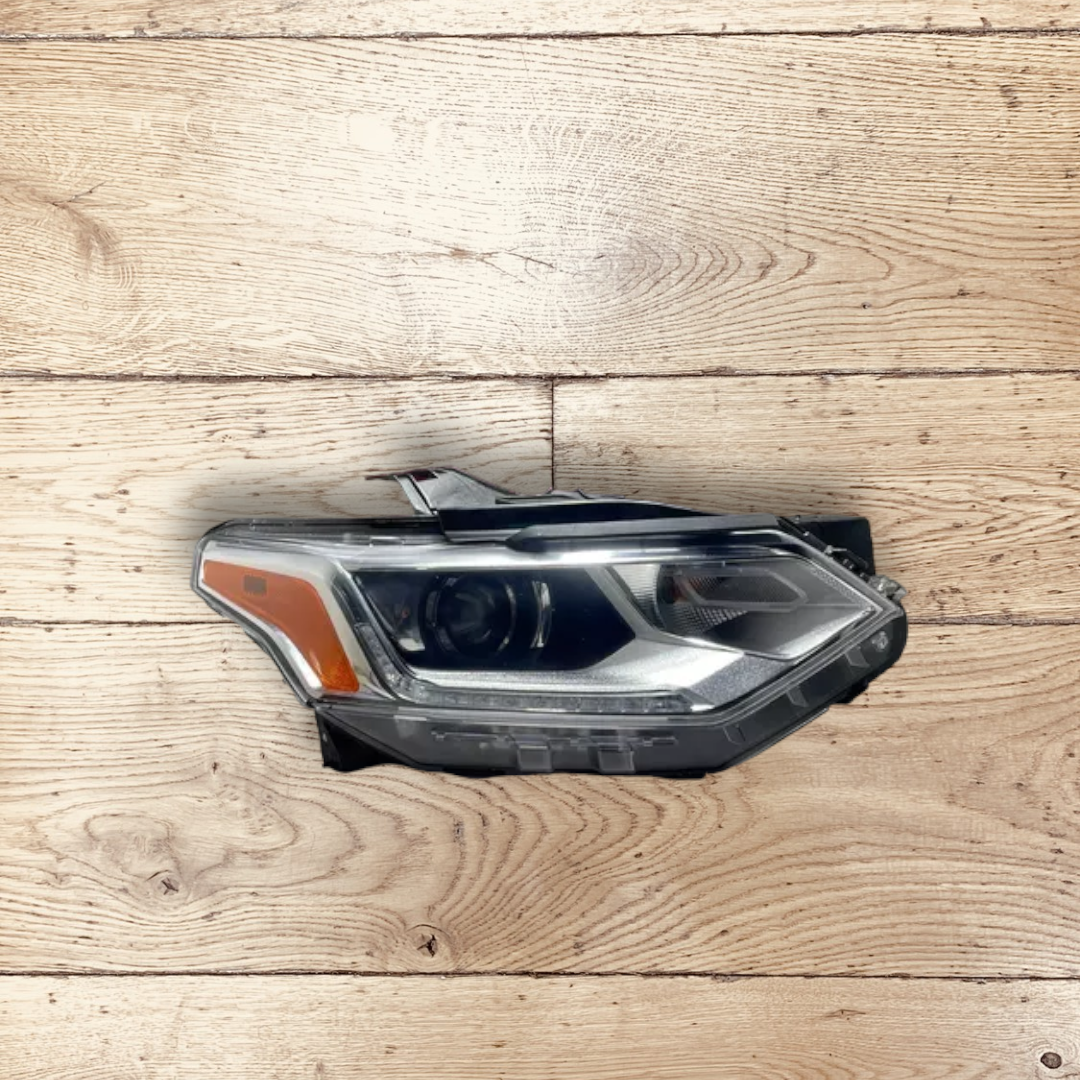 Faro Izquierdo Traverse