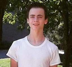 Roman Casteel 2017 EDIT_edited.png