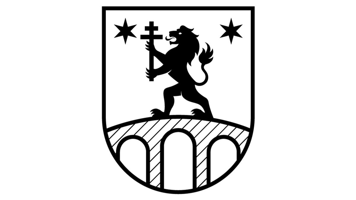 Wappen mit Löwe und Doppelkreuz auf Brücke