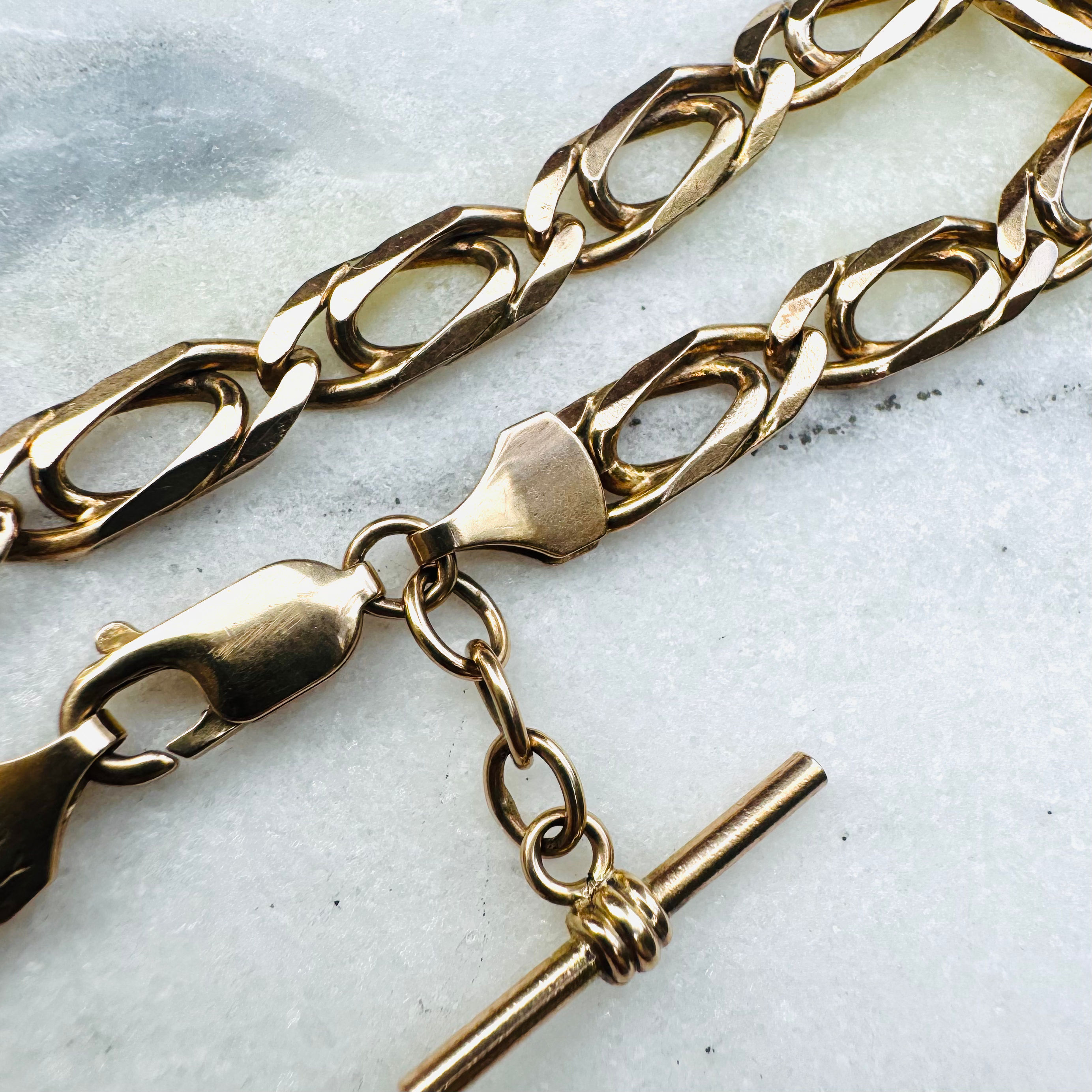 9K Gold Double Link Bracelet with T-Bar