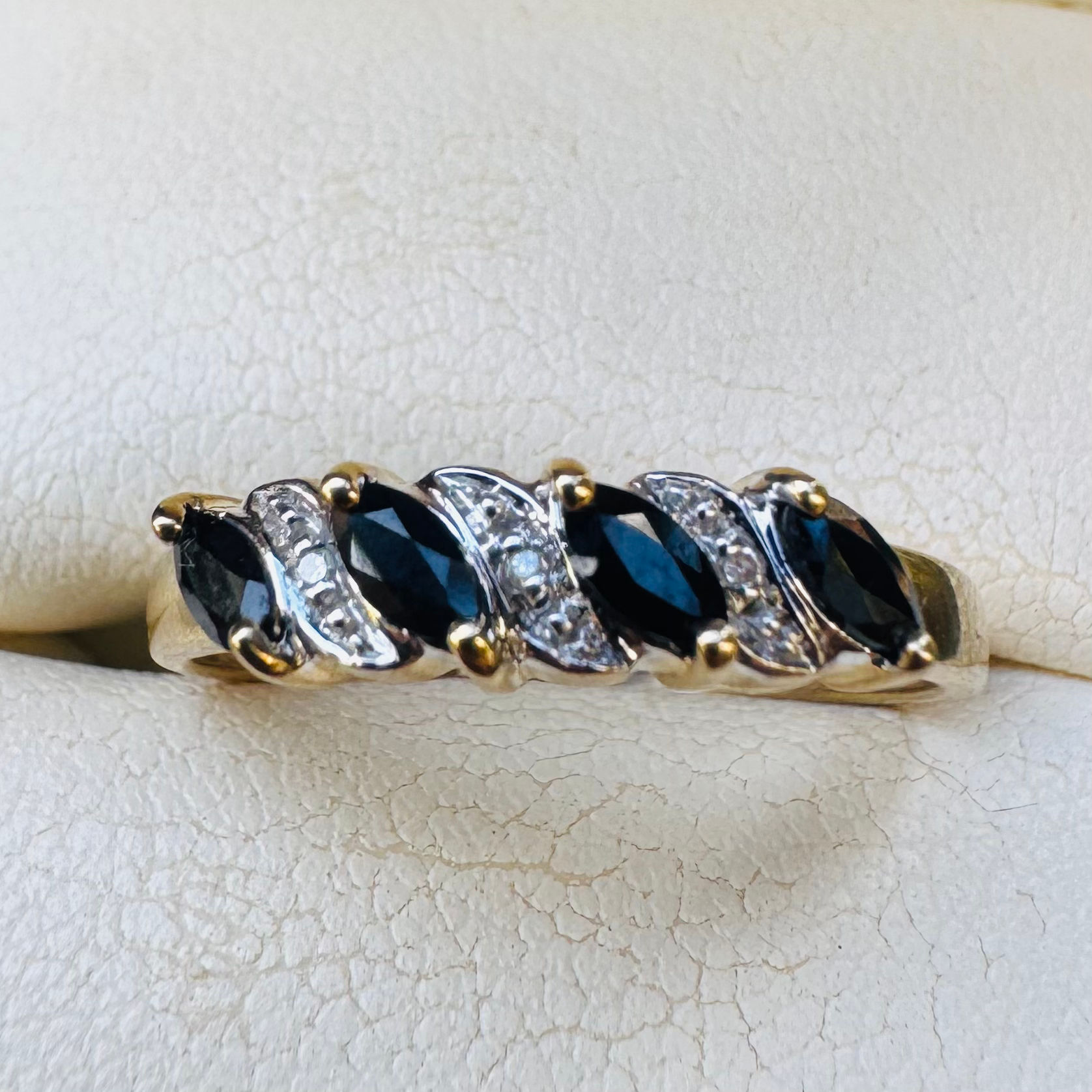 9k Gold Sapphire & Diamond Ring