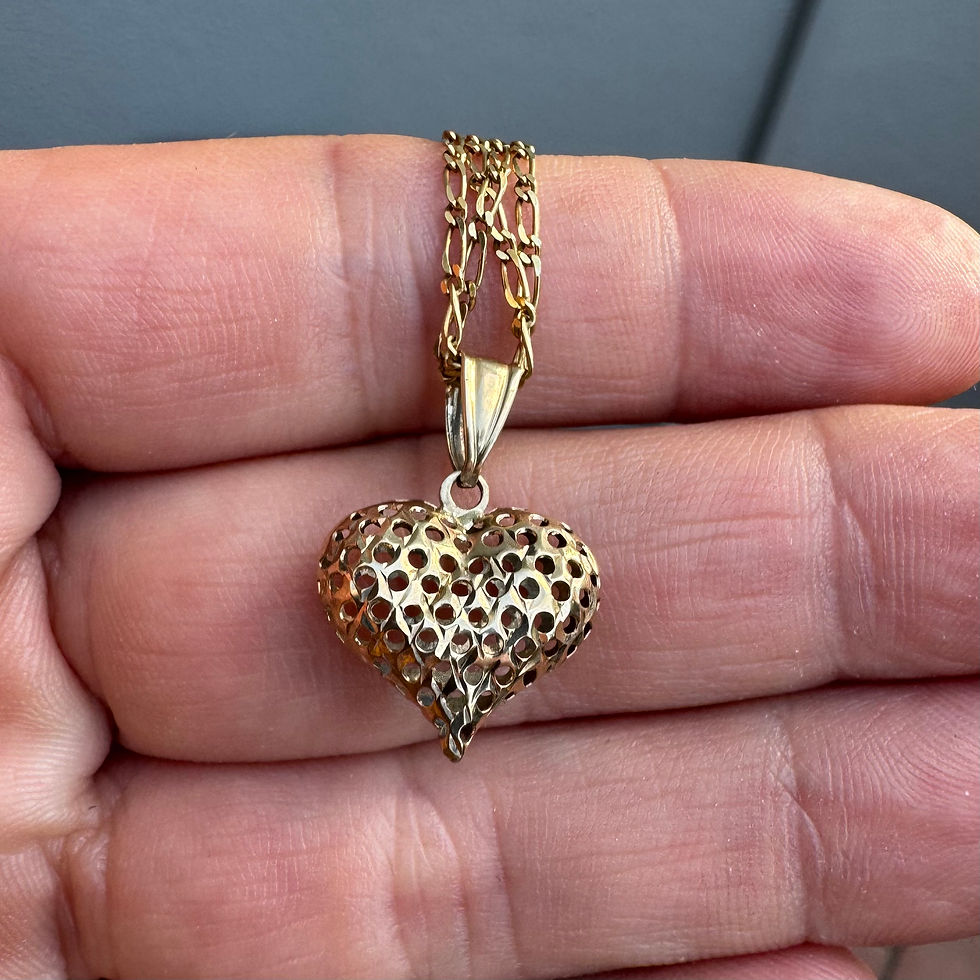Thumbnail: Vintage 9K Yellow Gold Puffed Heart Pendant