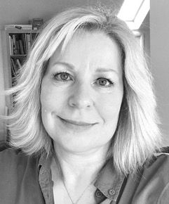 Fiona 2022 B&W.jpeg