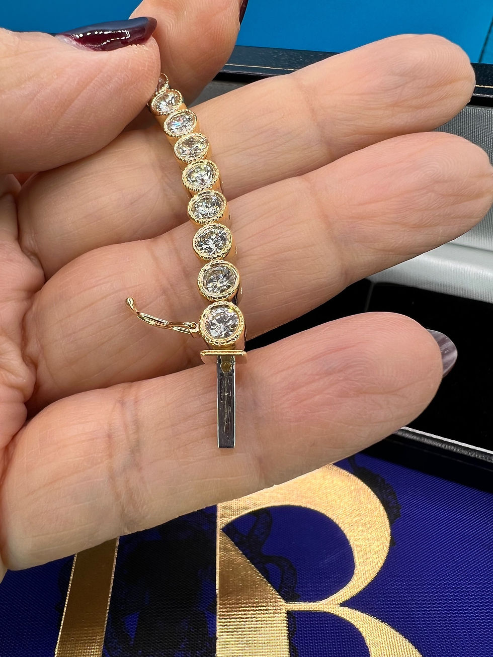 Thumbnail: Vintage 18k Yellow Gold Line Bracelet.9.4cts Brilliant Cut Diamonds VSi-VSii 