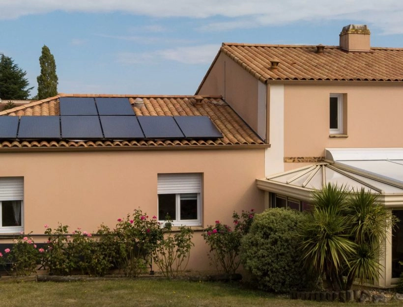 dualsun-residential-solar-scaled-820x625-c-center.webp