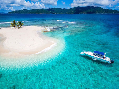 Cruise Ship Charters BVI vs. Traditional Cruises: Which Is Right for You?