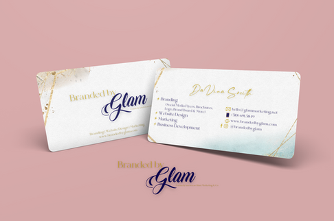 minimalistic-mockup-featuring-two-busine