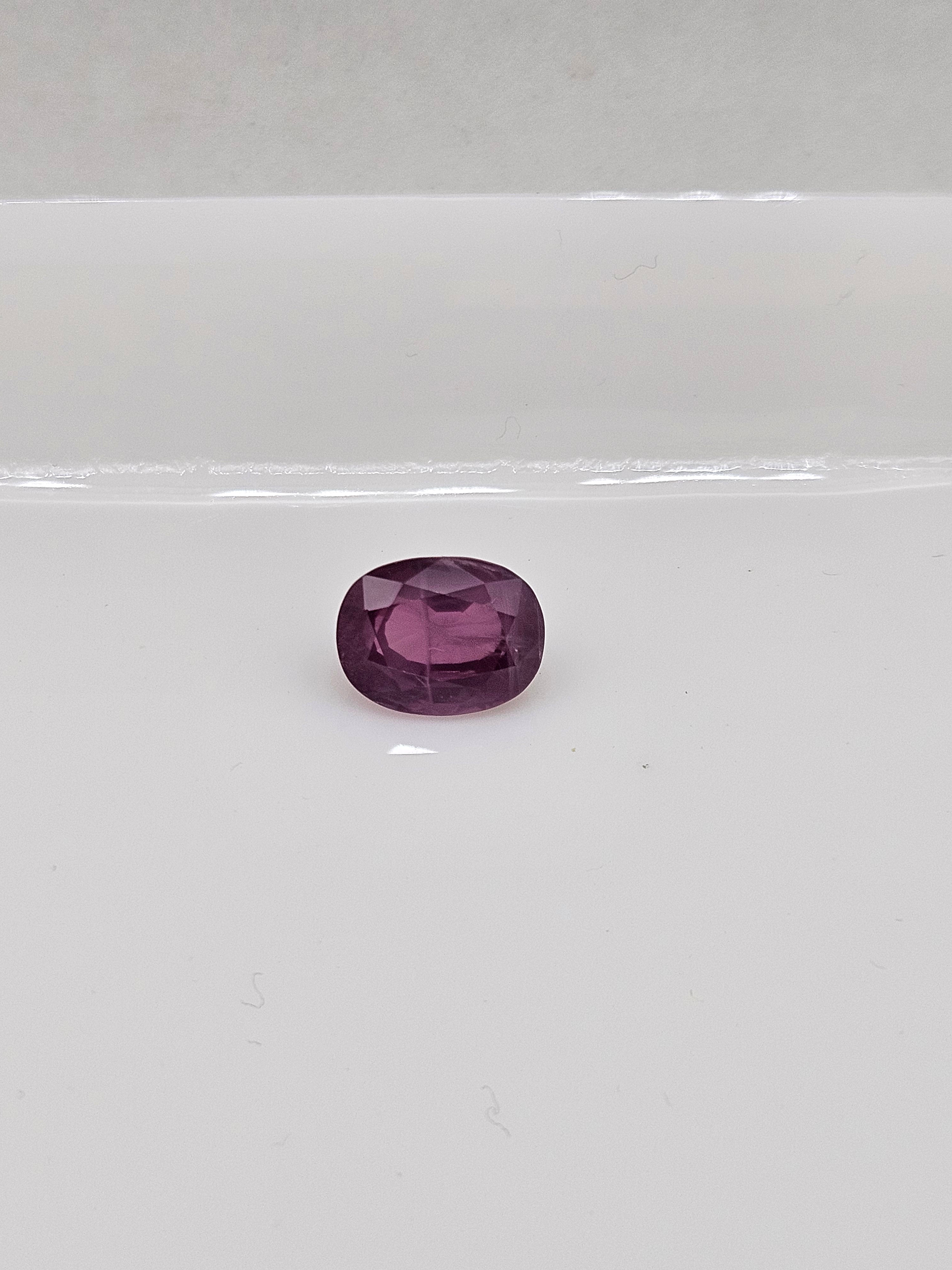 Purple Sapphire Oval | Natural