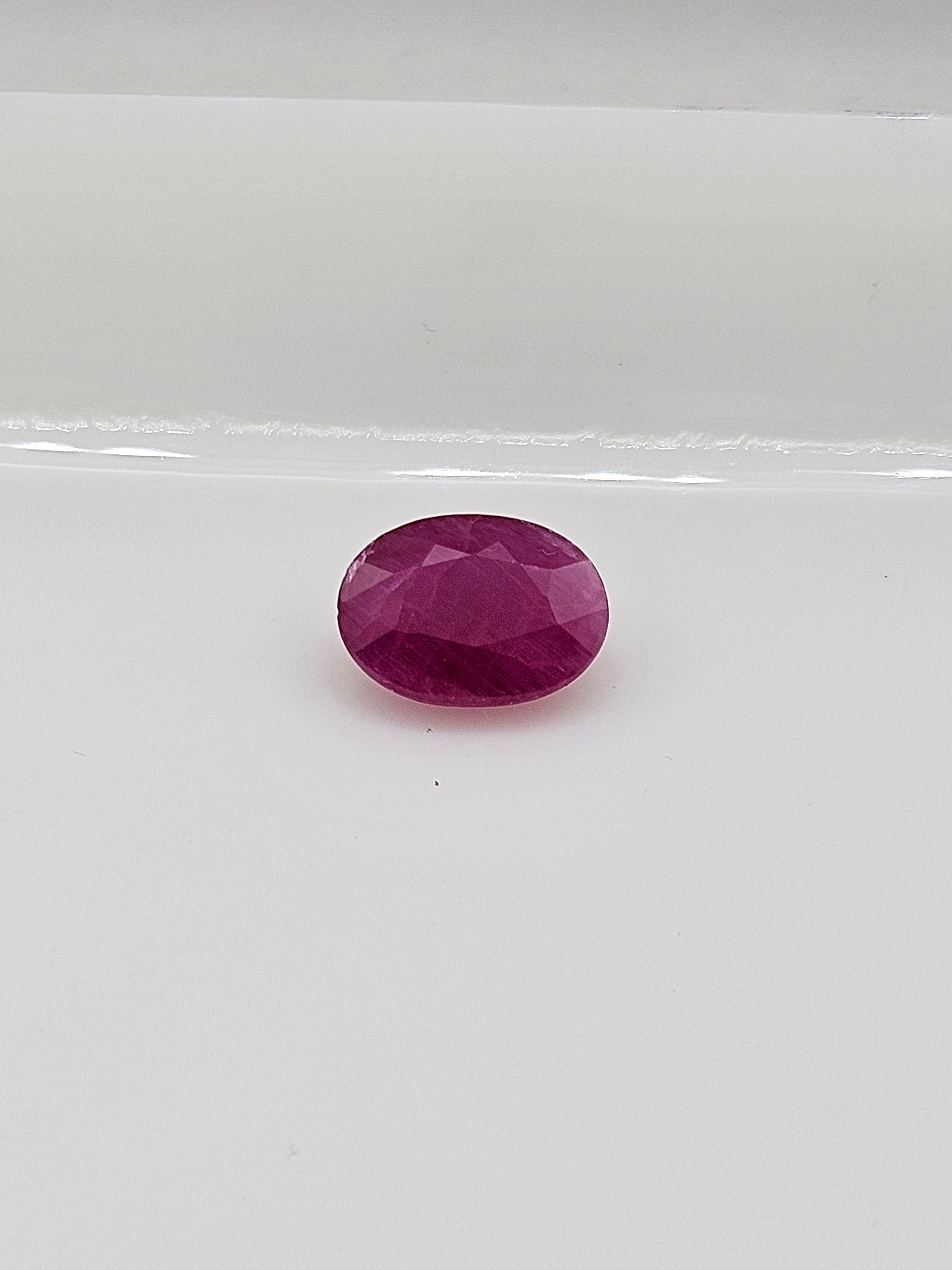 Ruby Oval | Natural