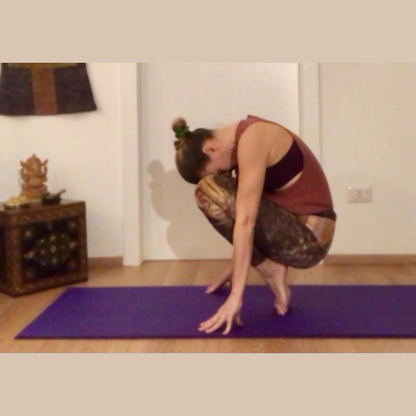 Pratica Hatha Yoga con Glenda - Asana, Pranayama & Dharana - Livello Intermedio