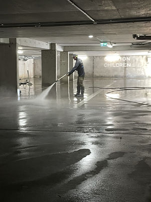 Pressure Cleaning Carpark