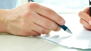 Надання відпустки поза графіком: три готові варіанти оформлення