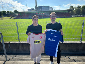 FC Parea lädt zum Benefizspiel im Paul-Janes-Stadion