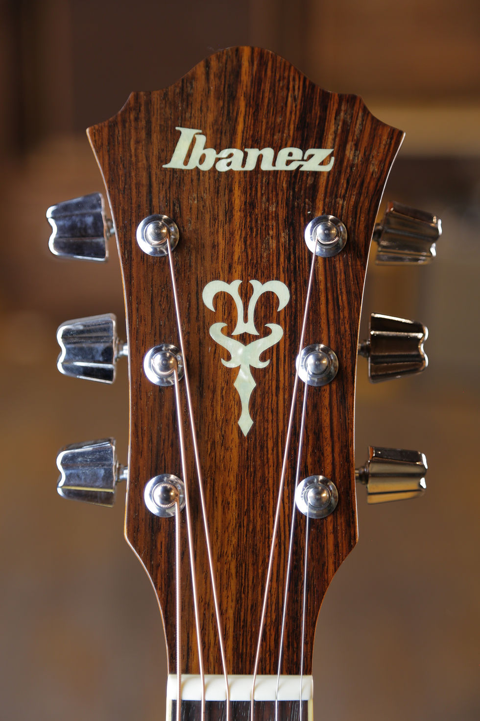 Miniature : Ibanez M330 1982