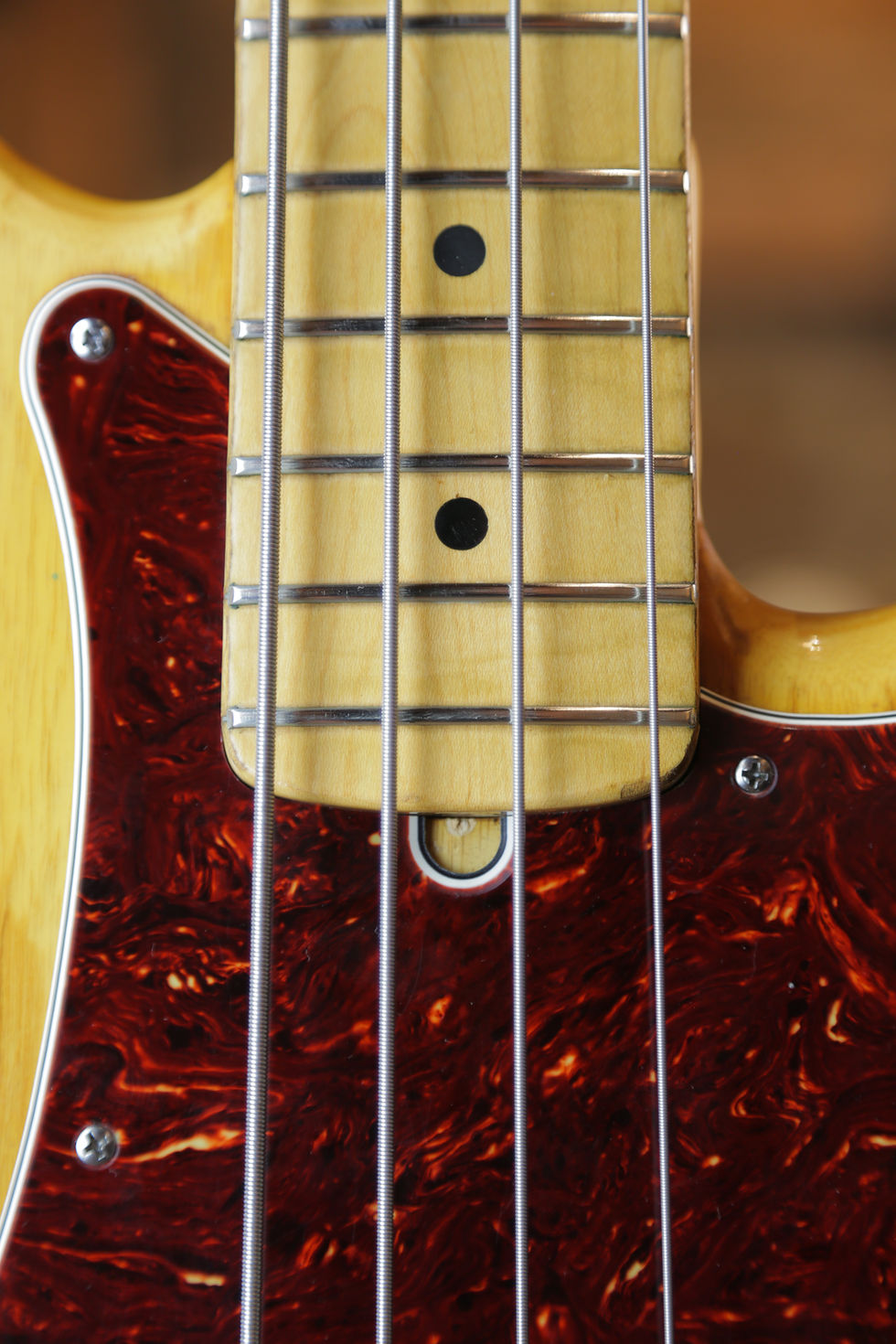 Miniature : Fender Precision Natural 1975