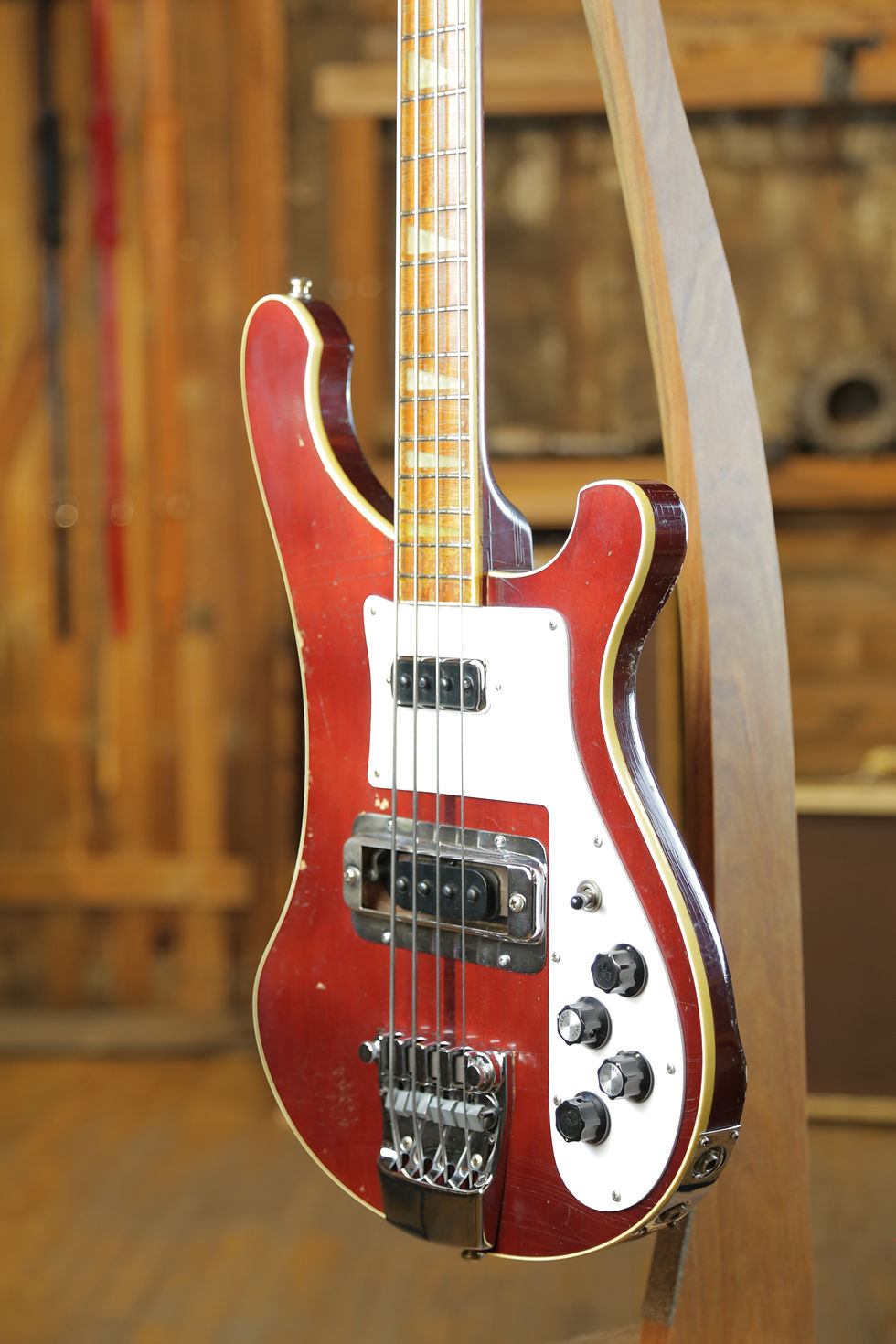 Miniature : Rickenbacker 4001 Burgundyglo 1982