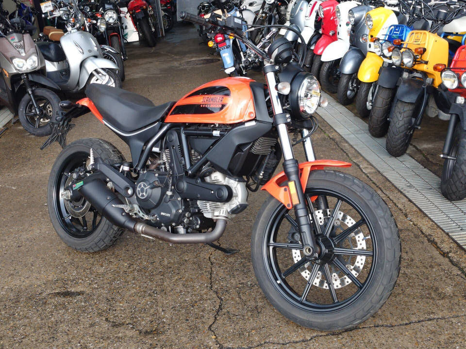 Ducati Scrambler Sixty2 Art. 2346