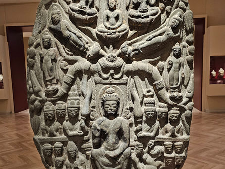 Dvaravati buddha