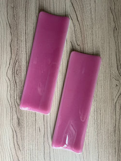 Pair of 6"x3" Transparent Pink & White Plates - Top View