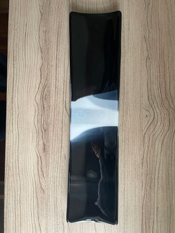 Black & White Plate 17"x4" - Top View