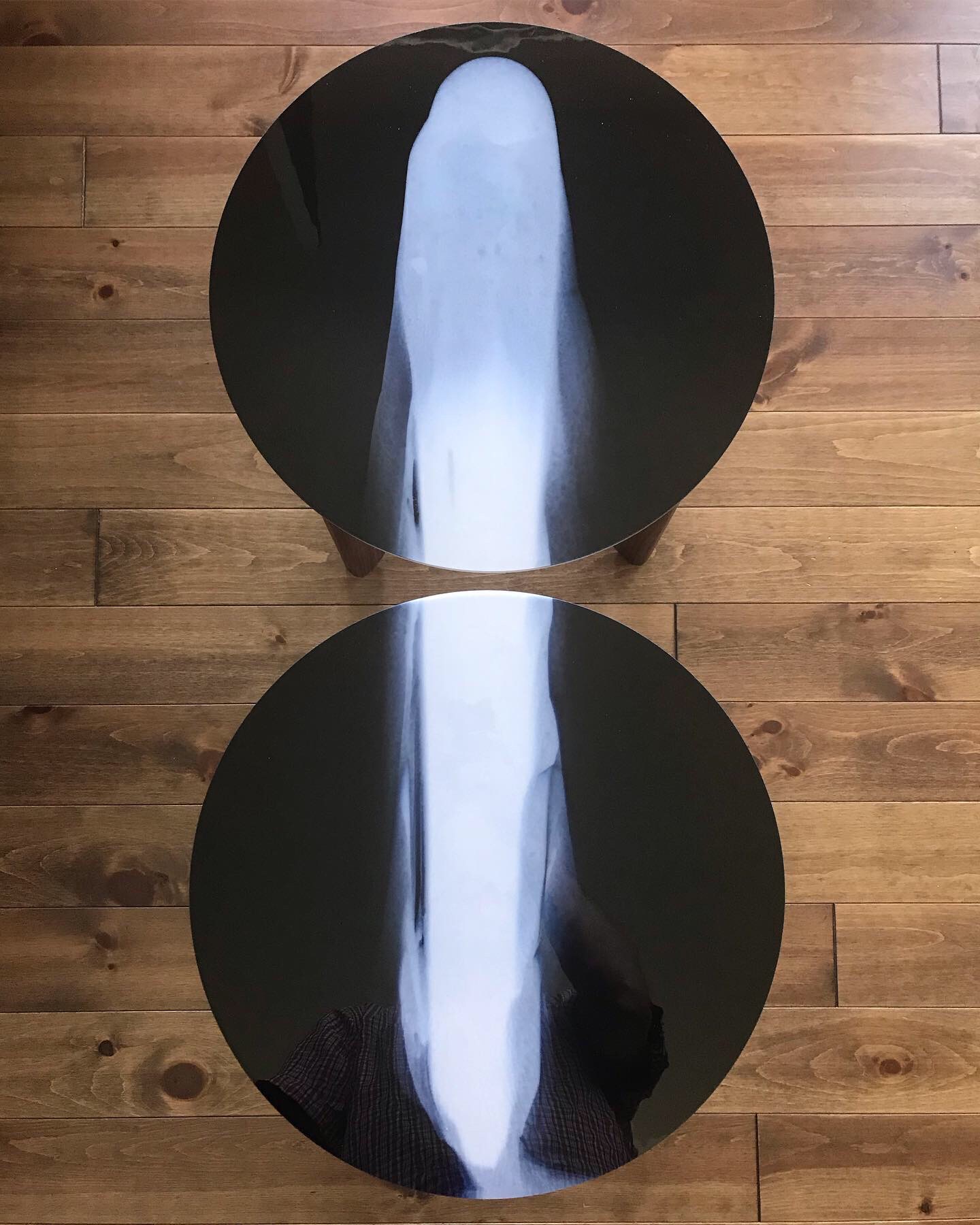 White Flow Side Tables Tables