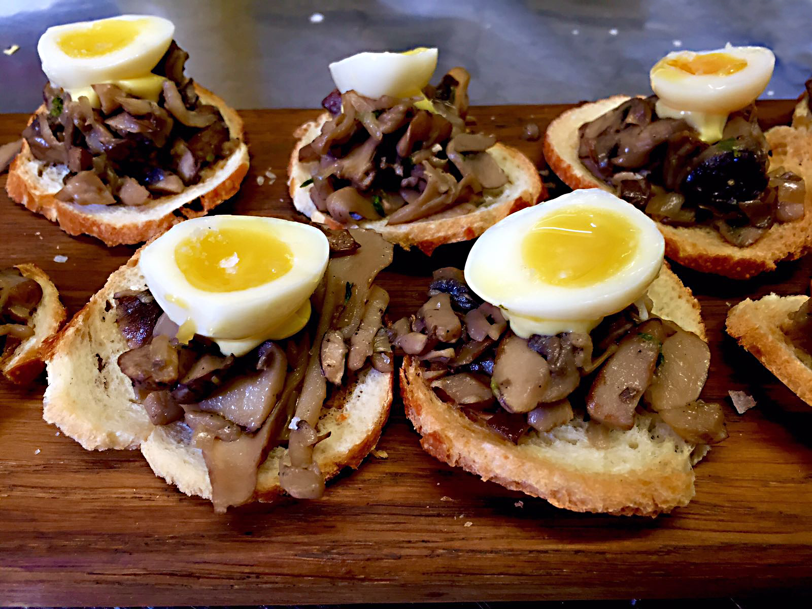 Wild mushroom & quails egg tostada