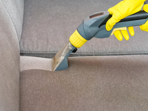 How Salt Residue from Fort Walton Beach Air Can Affect Your Indoor Carpets