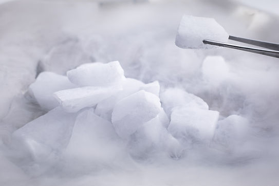 dryice-data-354251987.jpg