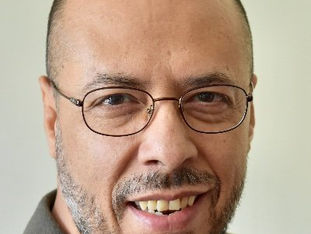 La primera novela del escritor Salomón Salcedo es presentada por presidente del PEN Chile