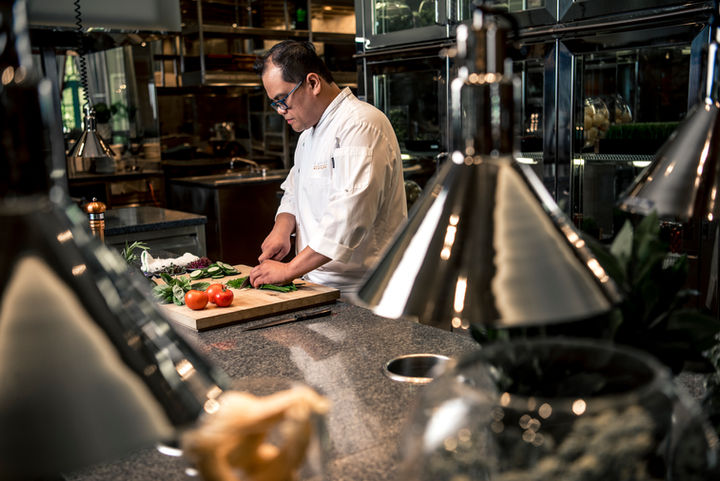 Commercial and editorial portrait photography of a chef in Philadelphia