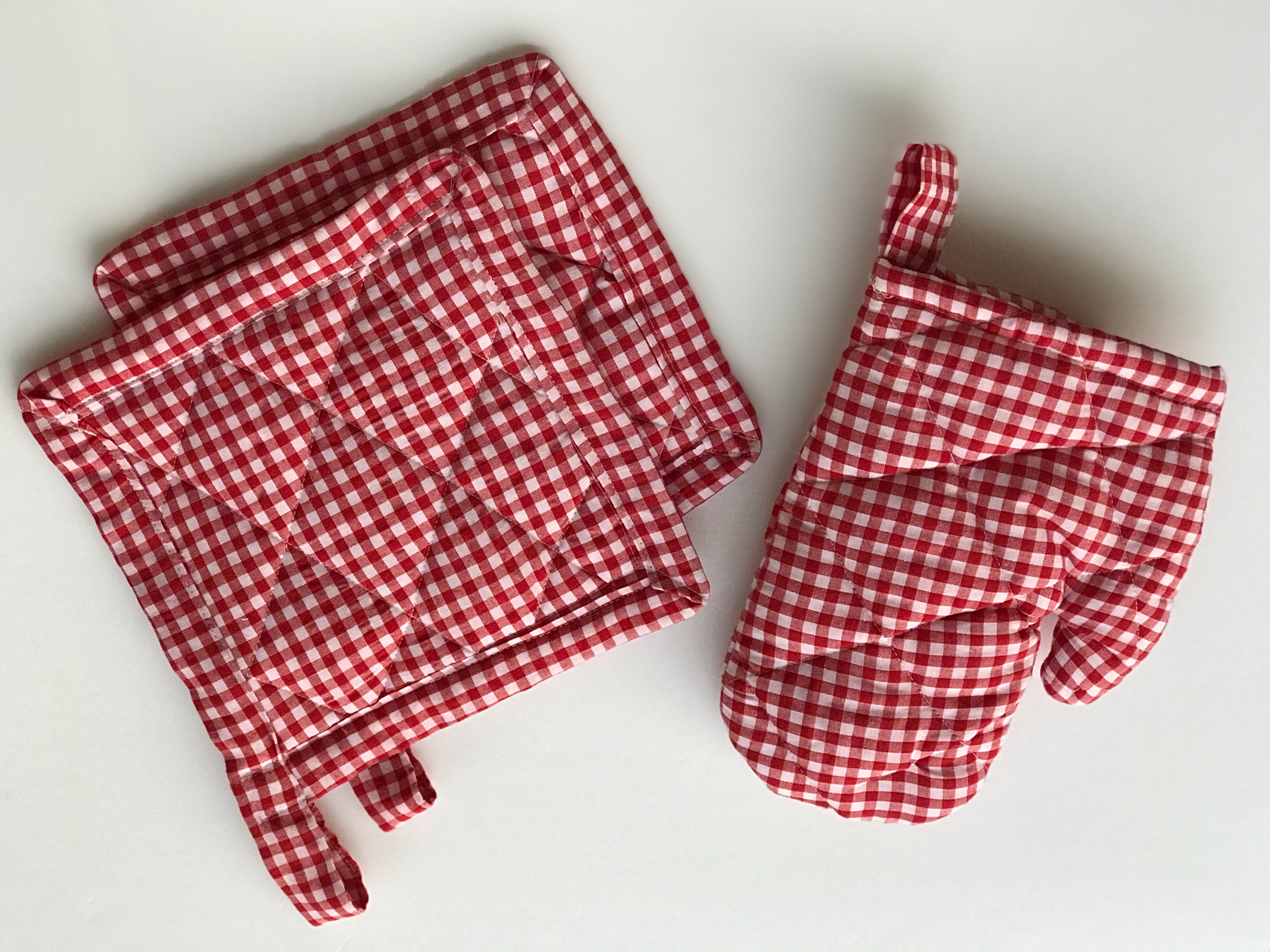 🍽 Kırmızı pötikareli Mutfak Eldiveni ve Tutacak Seti