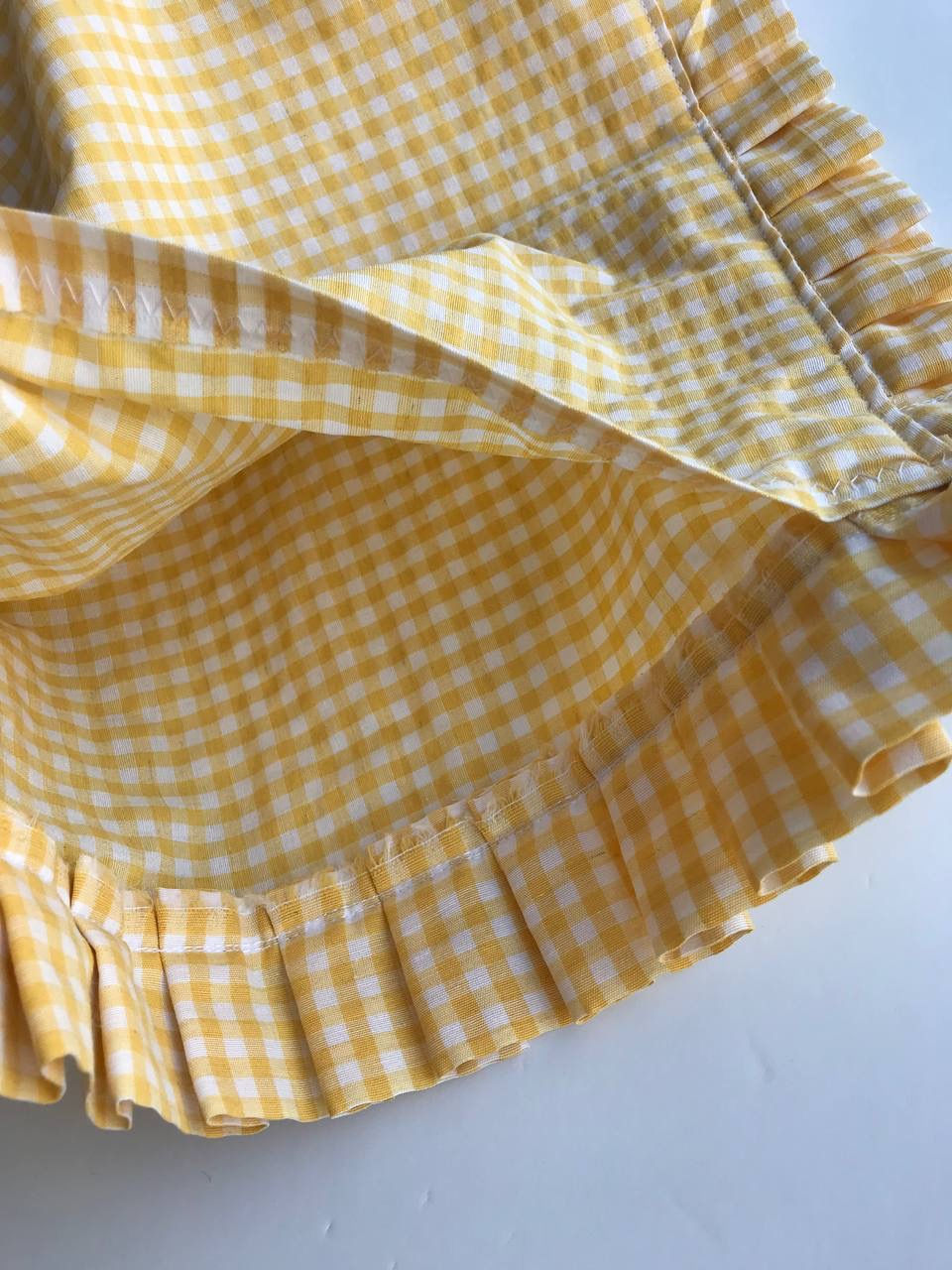 Küçük resim: Fırfırlı Pötikare Yastık