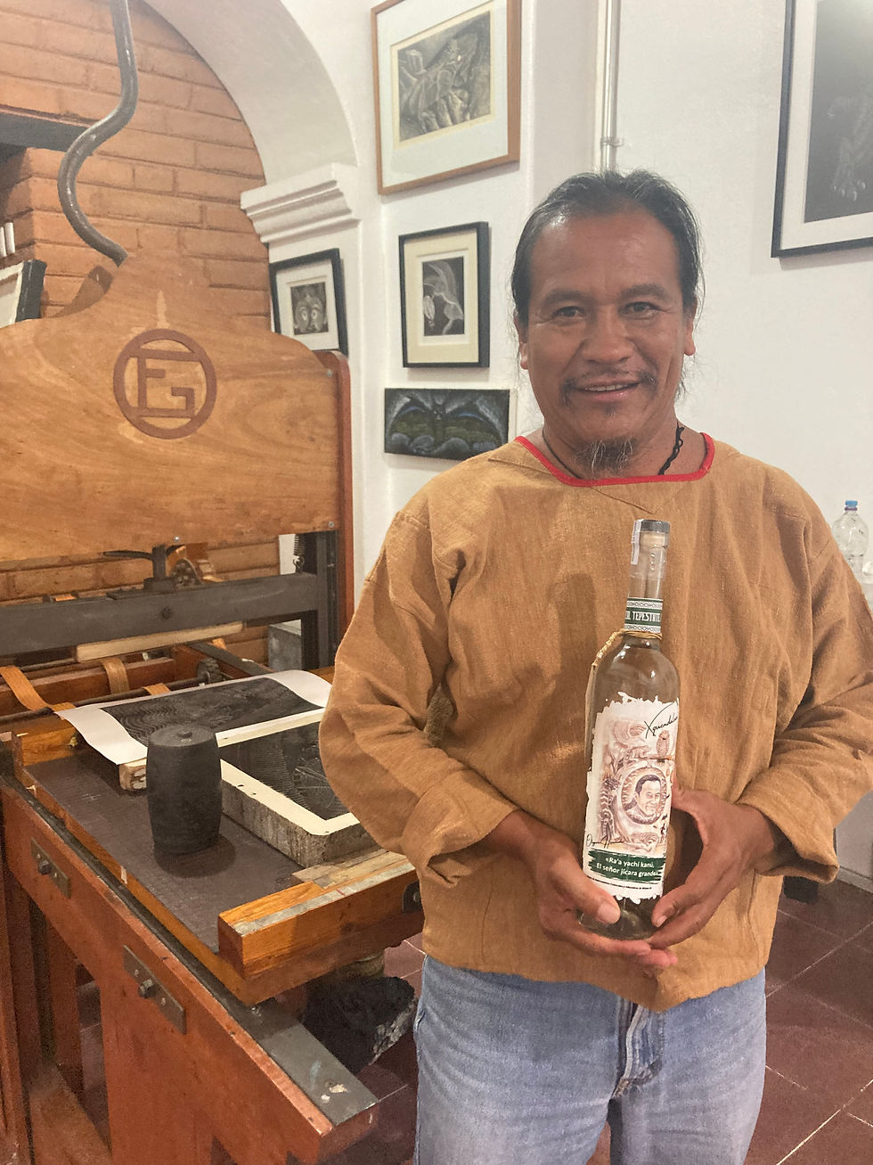 Botella Olegario Hernandez