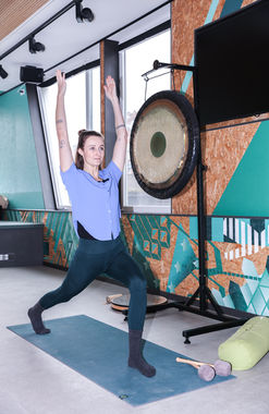 flowing into stillness halbtagsretreat retreat wasser schlachte grüne bude yoga gong
