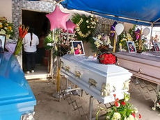 Atroz crimen en México: tres niñas y su madre, halladas muertas en el desierto