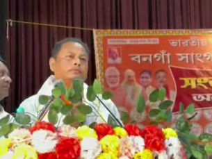 নীলদর্পণ অডিটোরিয়ামেই অনুষ্ঠিত হয় সংবর্ধনা কর্মসূচি