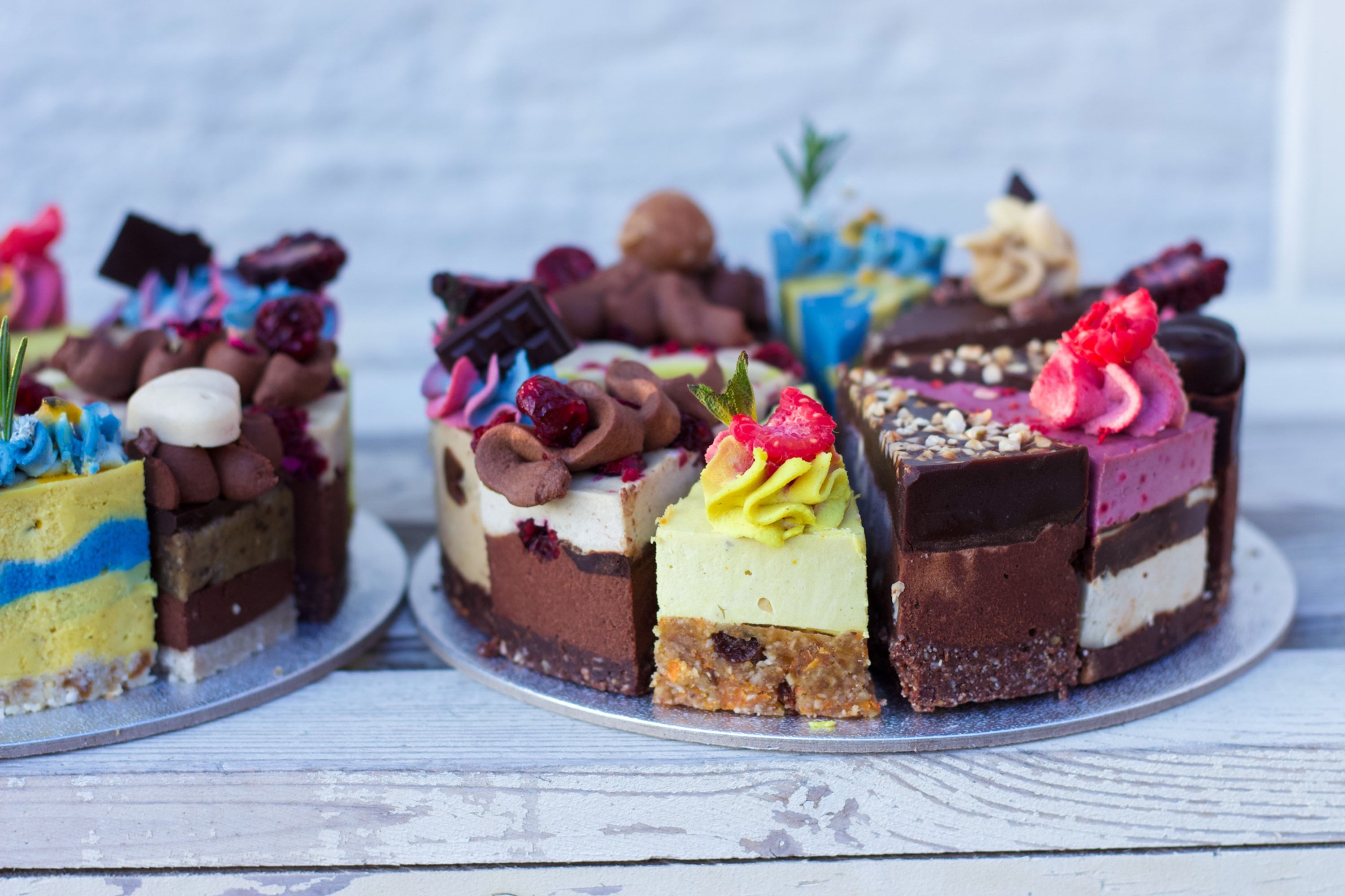 Mixed Mini Raw Cake
