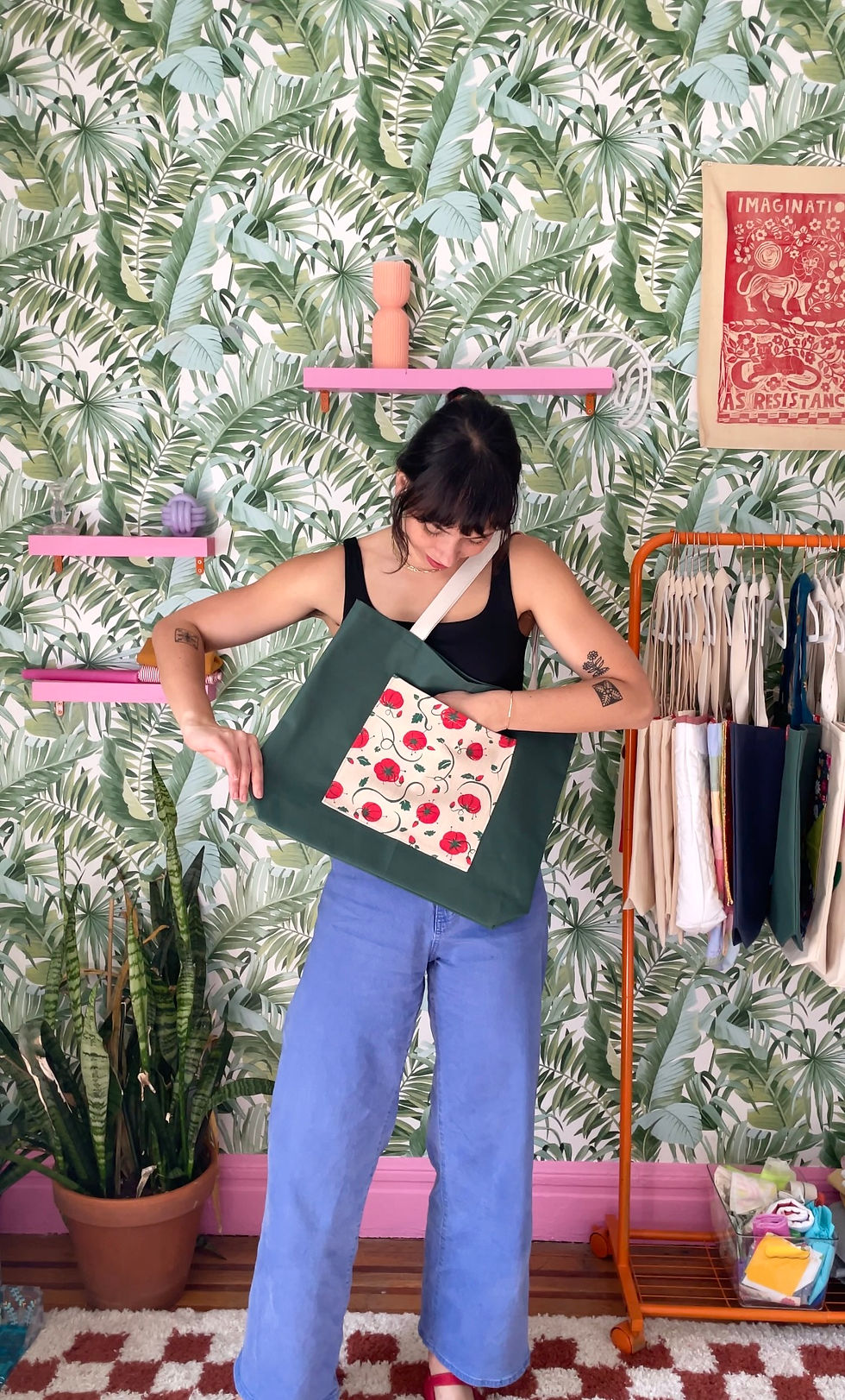 Thumbnail: Pin Cushion Tomato XL Tote