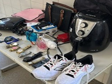 Suspeito é preso com objetos furtados em Guanambi.