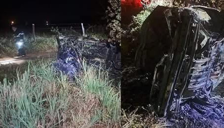 Motorista morre carbonizado após carro bater em animal e pegar fogo na zona rural de Guanambi.