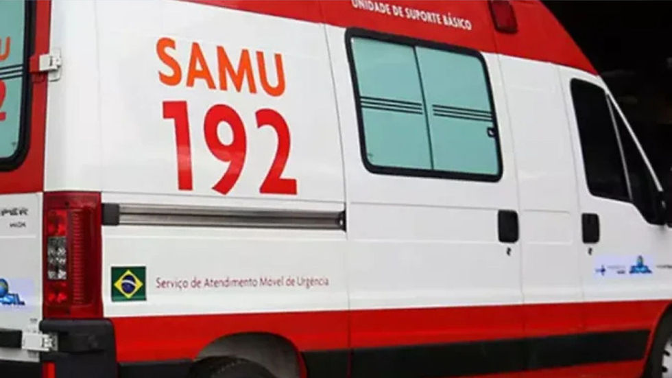 Colisão entre moto e carreta deixa mulher ferida na BR-122 em Urandi