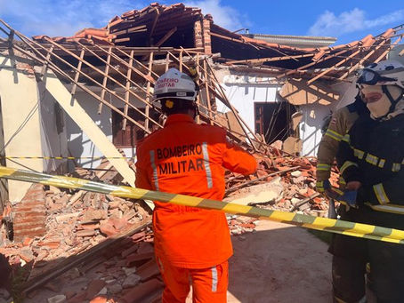 Homem fica ferido após desabamento de residência em Bom Jesus da Lapa.
