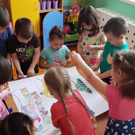 Наша стенгазета для пап на 23 февраля.