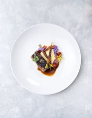white plate 
