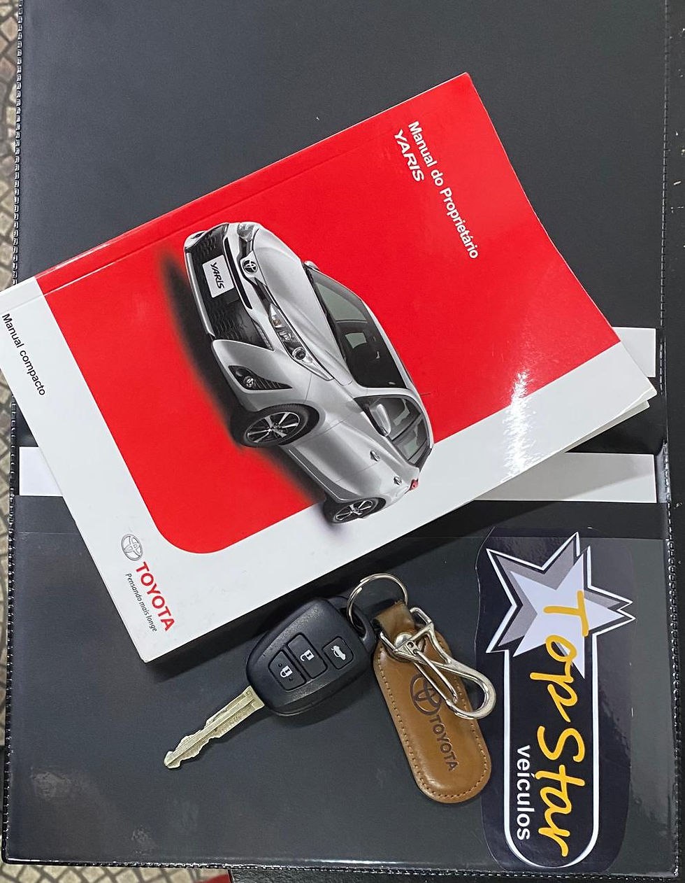 Miniatura: Toyota Yaris XL Sedan 1.5  Automático (2019)