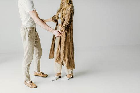 engagement poses inspiration