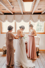 Bride Getting ready at Melhorn Manor
