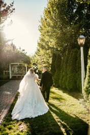 The Inn at Leola Village Wedding